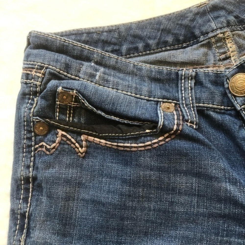 JEANS - Picture 3 of 16